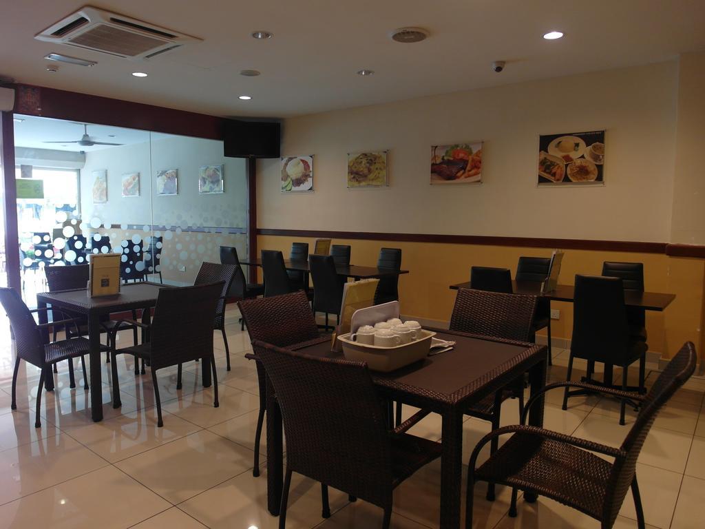 Oyo 151 Twin Hotel كوالالمبور المظهر الخارجي الصورة