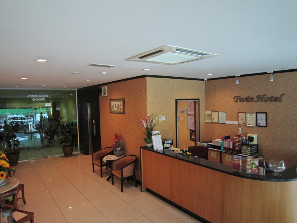 Oyo 151 Twin Hotel كوالالمبور المظهر الخارجي الصورة
