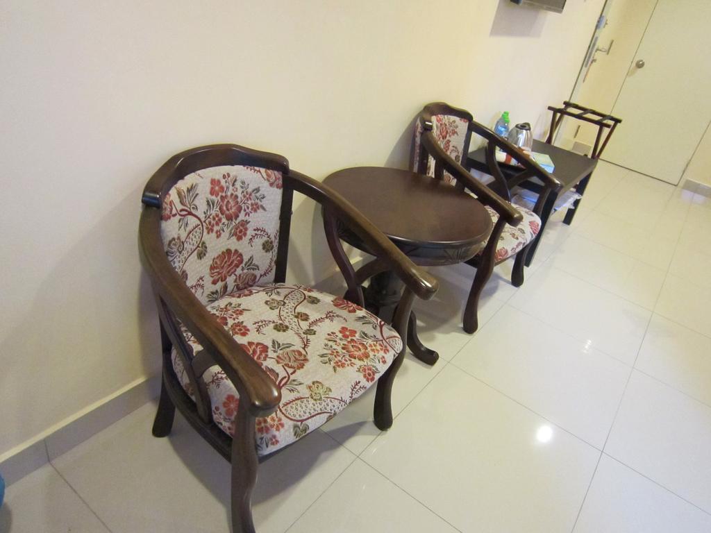Oyo 151 Twin Hotel كوالالمبور المظهر الخارجي الصورة