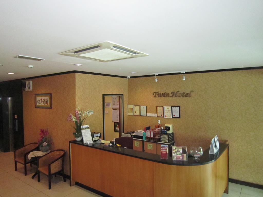 Oyo 151 Twin Hotel كوالالمبور المظهر الخارجي الصورة